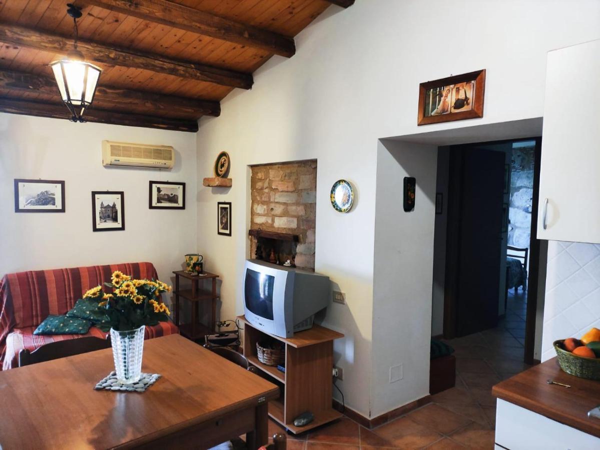 A Casa Di Peppino Villa Greco Tindari Kültér fotó